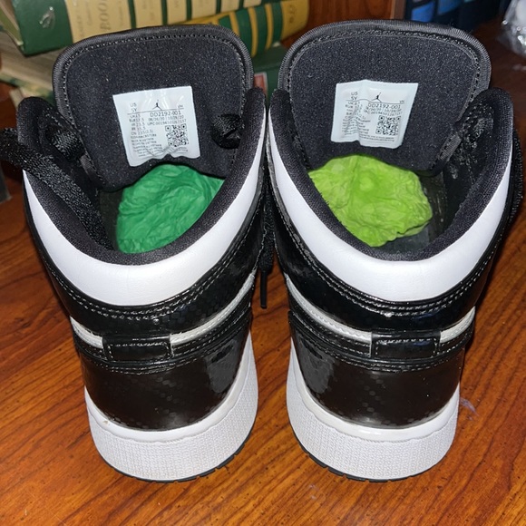 Youth Jordan 1 Mid Carbon Fiber All Star excellent condition minimal creasing - Picture 6 of 10